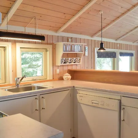 Feriehus Dejligt Med Udsigt Over Roskilde Fjord