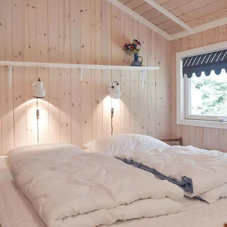 בית נופש Lovely With Views Of Roskilde Fjord *
