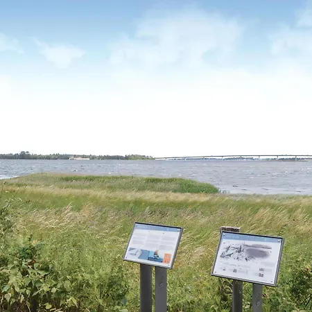 Dejligt Med Udsigt Over Roskilde Fjord Feriehus